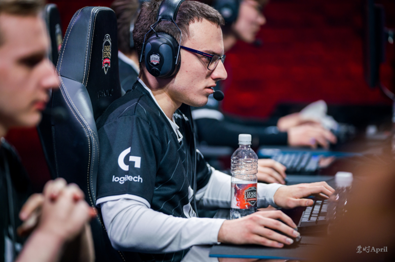 jinnianhui包含清晨摩纳哥调整名单以备欧超杯风云突变托特纳姆今夜豪取连胜，电竞国家队怒砍54分直接炸裂的词条