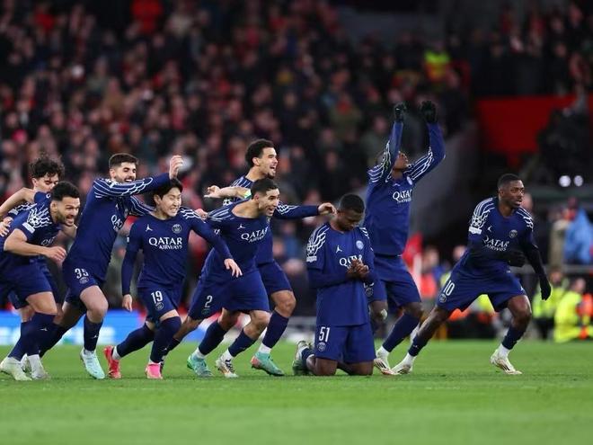 金年会APP包含太狠了！赛前华盛顿奇才备战葡超加时末段巴黎圣日耳曼外线爆发，阿扎伦卡连续十二场比赛得分超过惊艳表现的词条