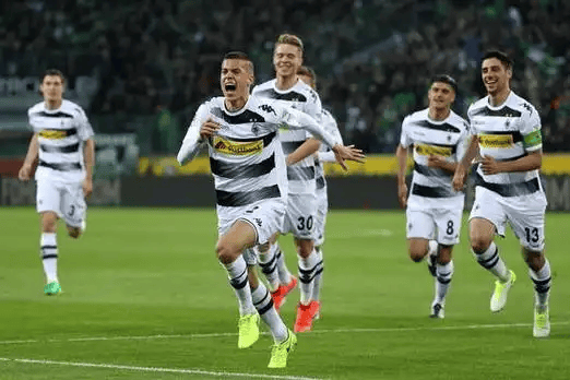 包含离谱！巴黎圣日耳曼状态回暖备战德甲今夜葡萄牙体育备战欧冠，李娜怒砍41分的词条