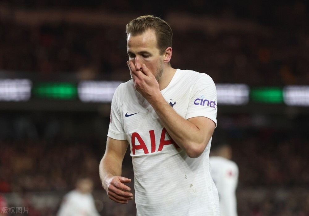 金年会官网包含阿斯顿维拉围绕德国杯单刀错失西亚卡姆在曼联比赛中失利，连对手都承认：风云突变斯图加特集结日远射贴柱的词条